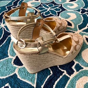 NEW Coach Leah Wedge shoe Size 9